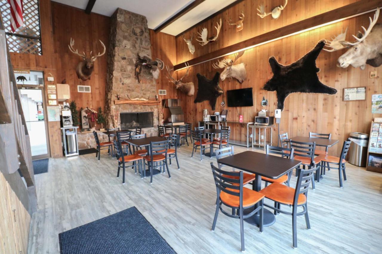 Bear Lodge Motel Sundance Buitenkant foto