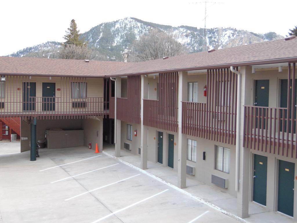 Bear Lodge Motel Sundance Buitenkant foto