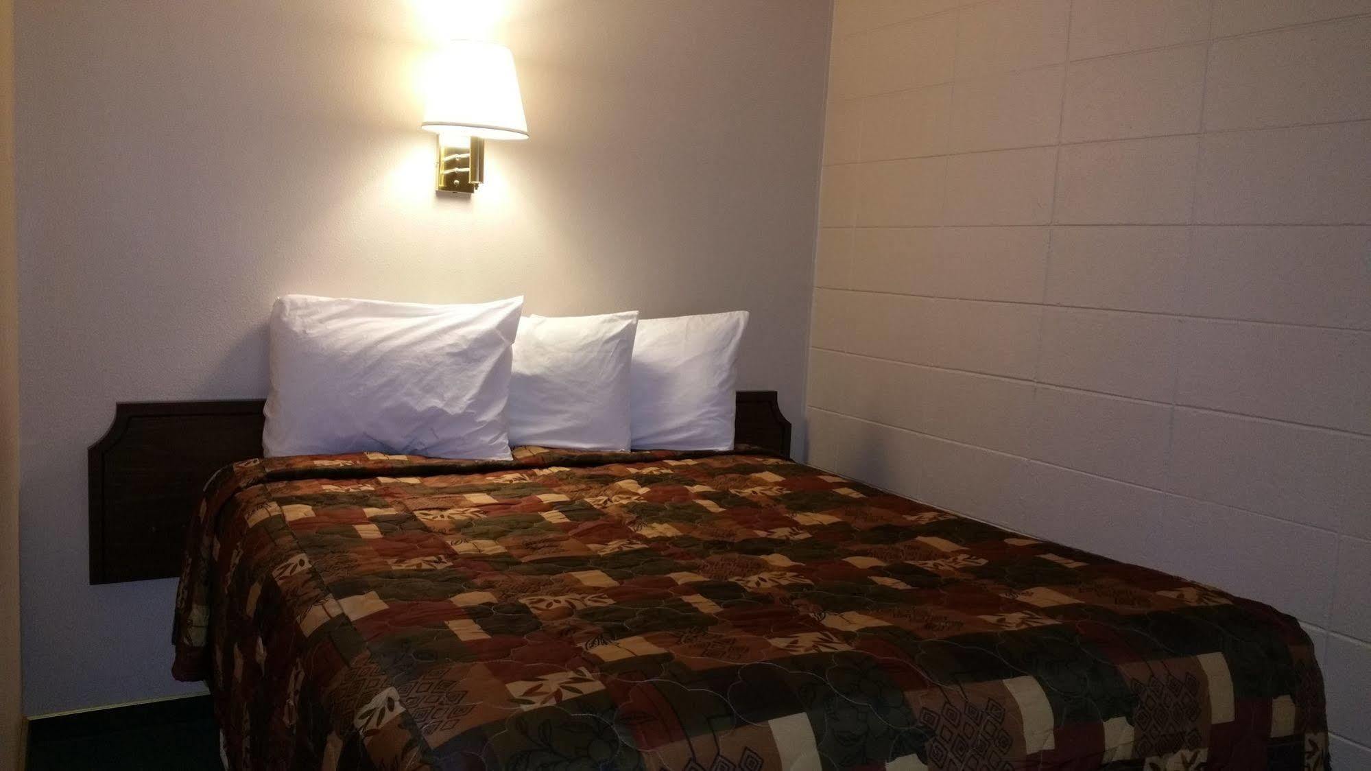 Bear Lodge Motel Sundance Buitenkant foto